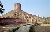Sarnath - the Chaukhandi Stupa 